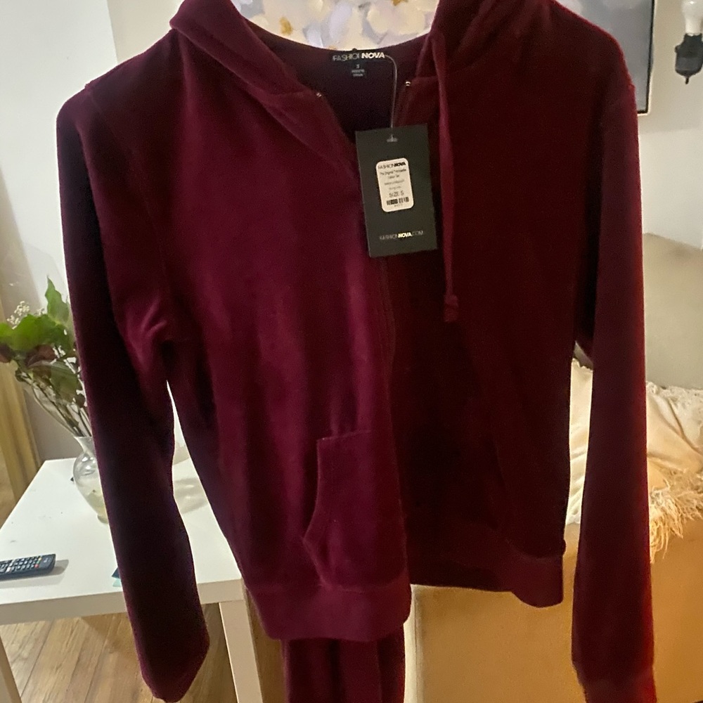 Tracksuit Set - Picture 3 of 3